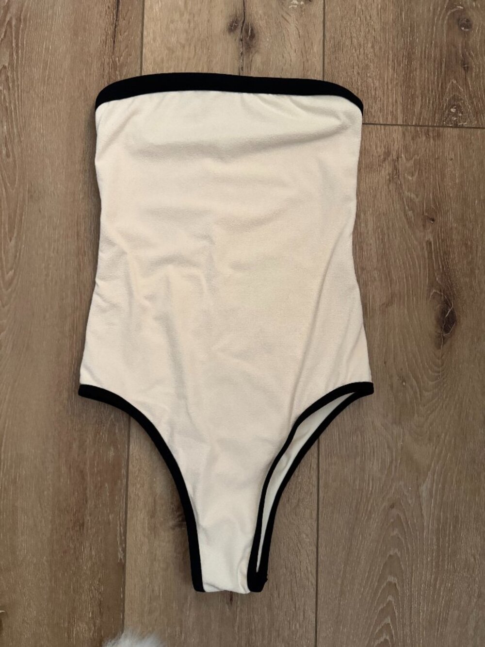 Elysiian Cream & Black Strapless One Piece Swimsuit (M)